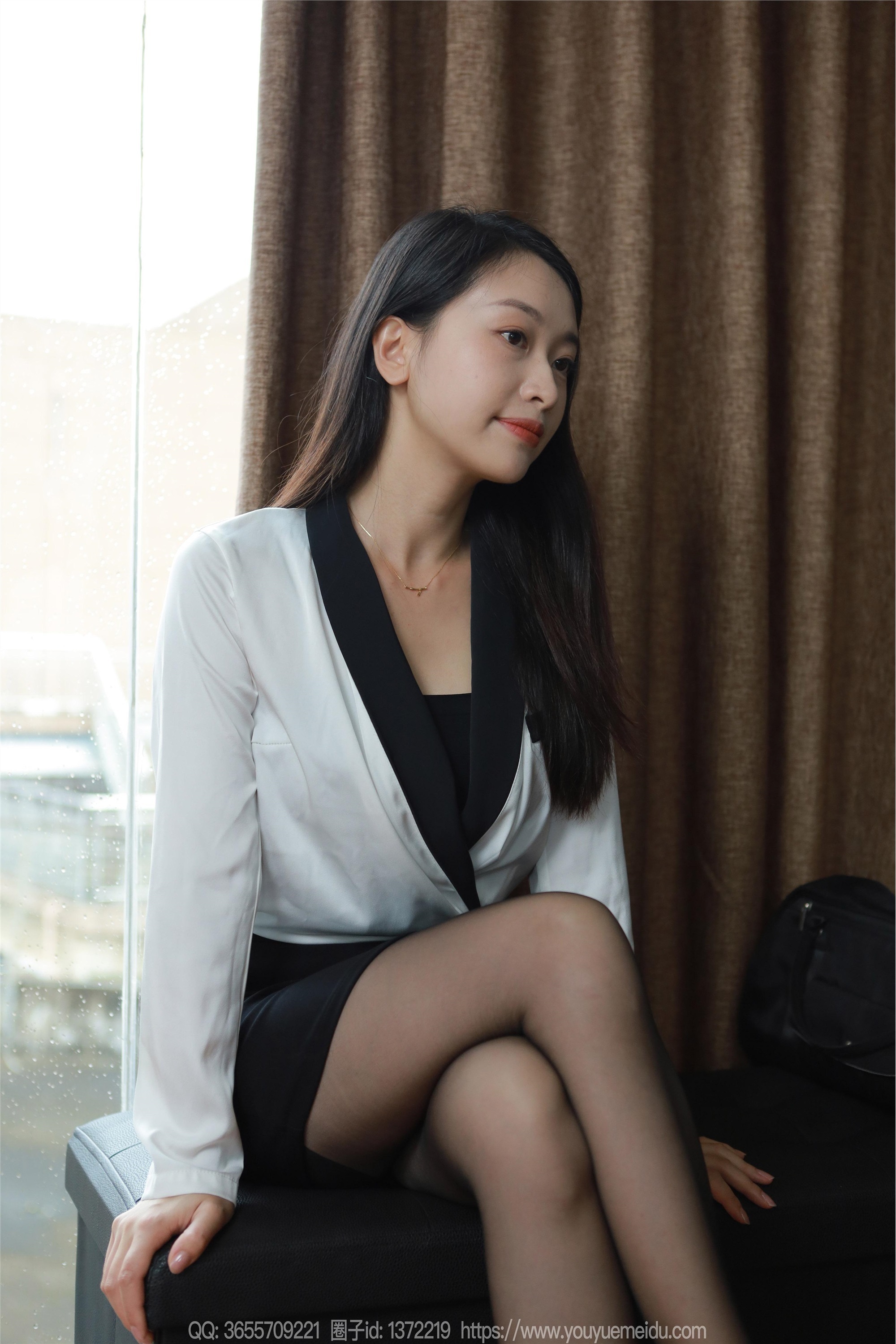 IESS异思趣向  2024.09.05 丝享家 1838 小婕《黑白职业装（上）》